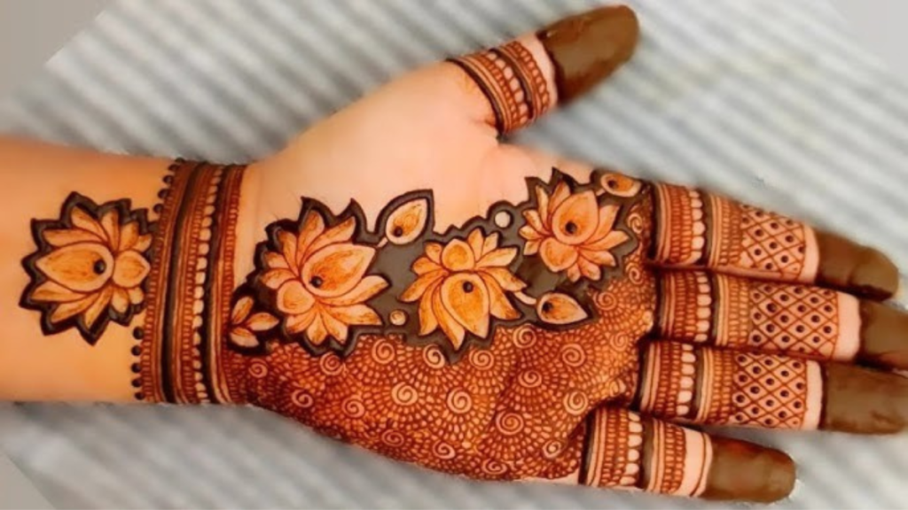 Simple New Mehndi Design